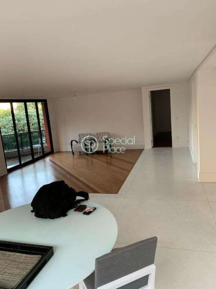 Apartamento, 4 quartos, 220 m² - Foto 2