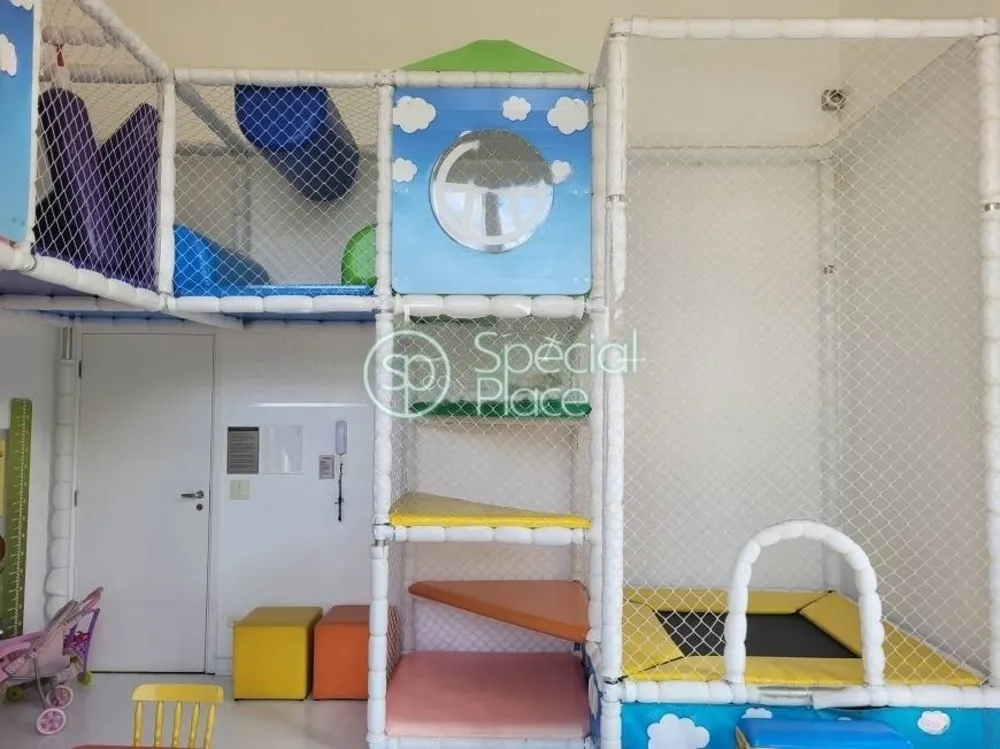 Apartamento, 3 quartos, 226 m² - Foto 2