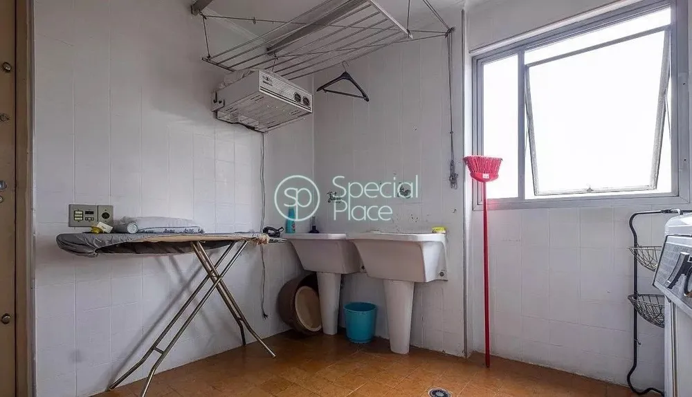 Apartamento, 3 quartos, 161 m² - Foto 1