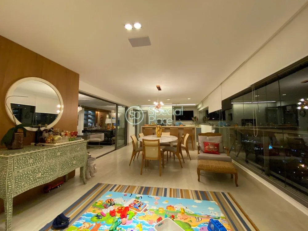 Apartamento, 3 quartos, 180 m² - Foto 2