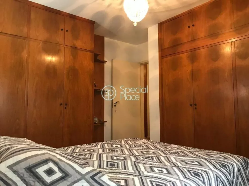 Apartamento à venda com 3 quartos, 180m² - Foto 6