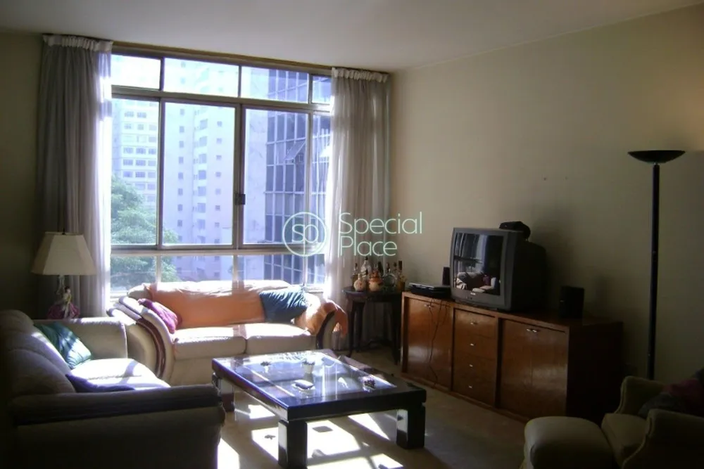Apartamento, 3 quartos, 190 m² - Foto 2