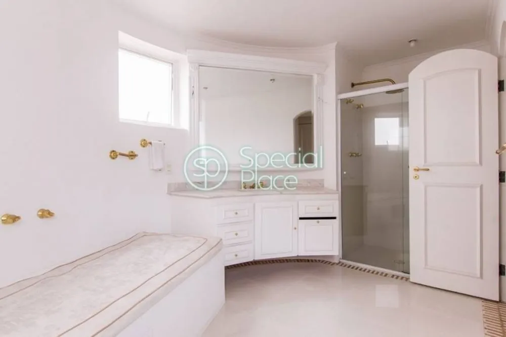 Apartamento, 4 quartos, 270 m² - Foto 11