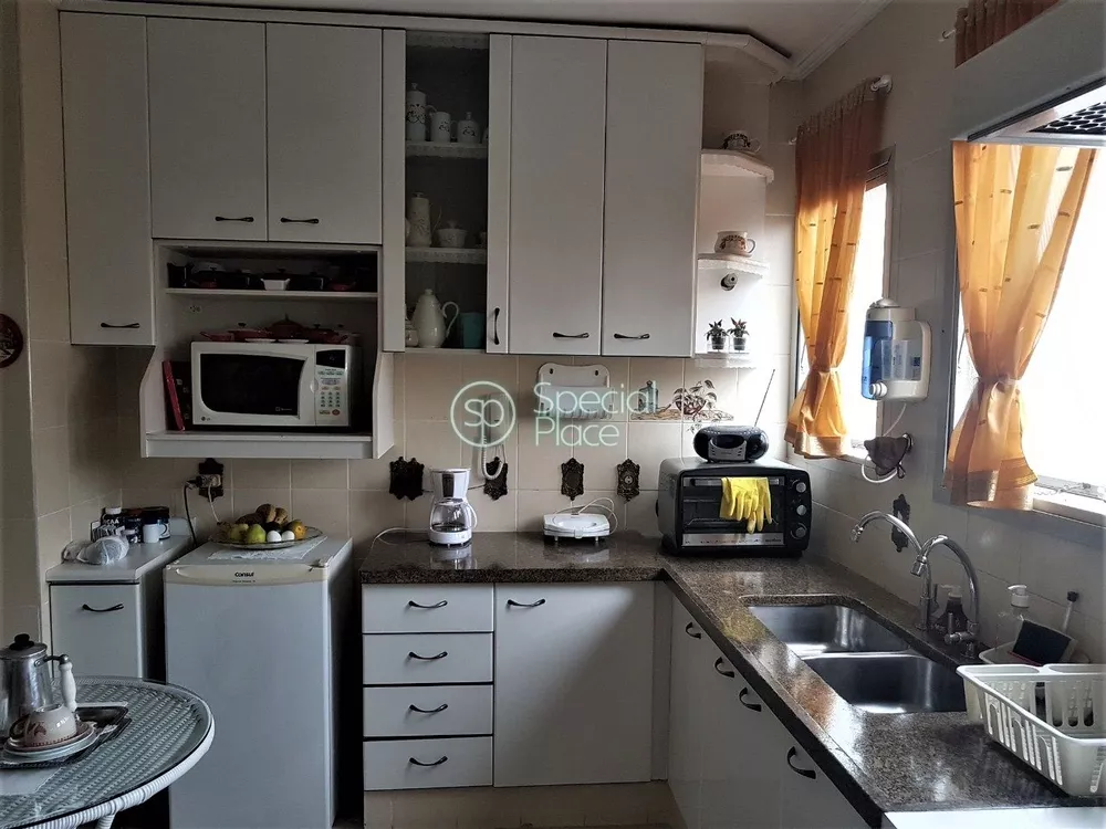 Apartamento à venda com 4 quartos, 198m² - Foto 8