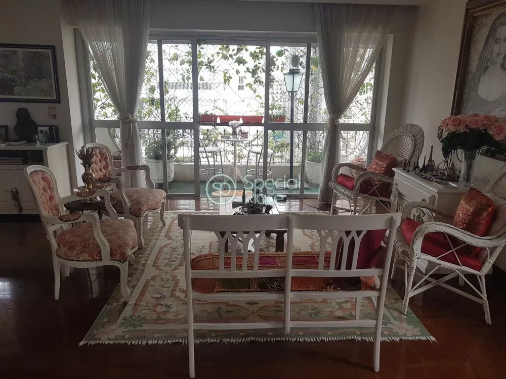 Apartamento à venda com 4 quartos, 198m² - Foto 1