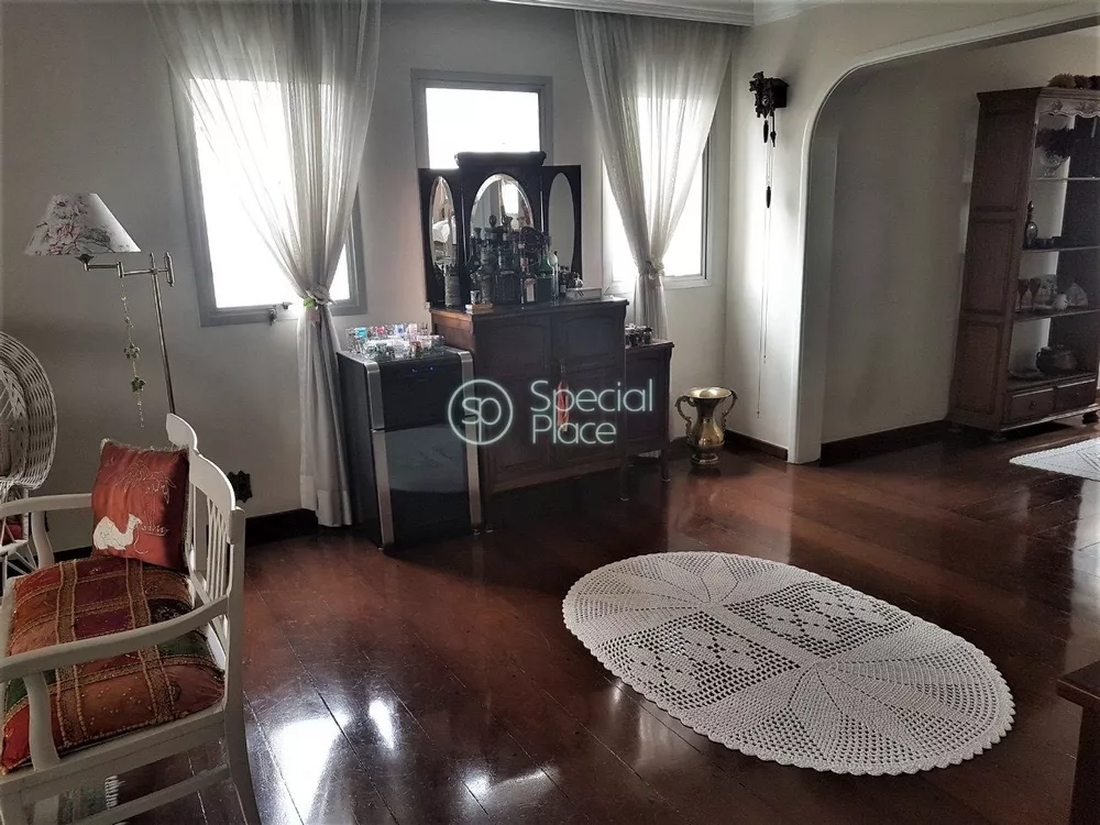 Apartamento à venda com 4 quartos, 198m² - Foto 3