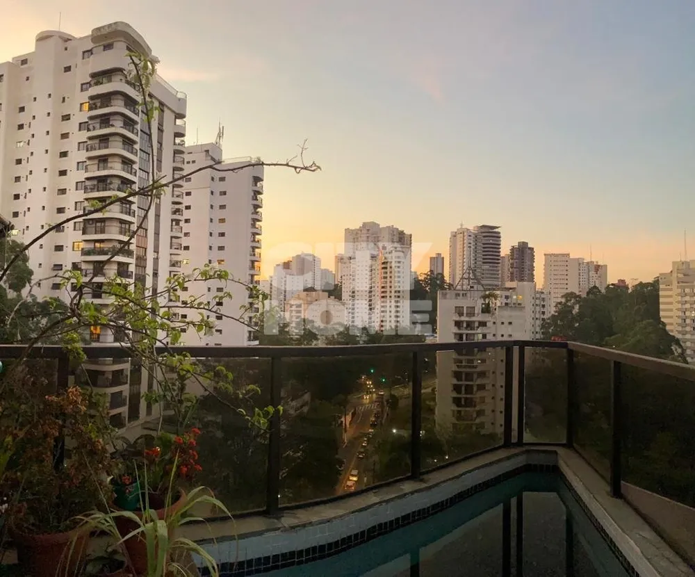 Apartamento, 3 quartos, 197 m² - Foto 1