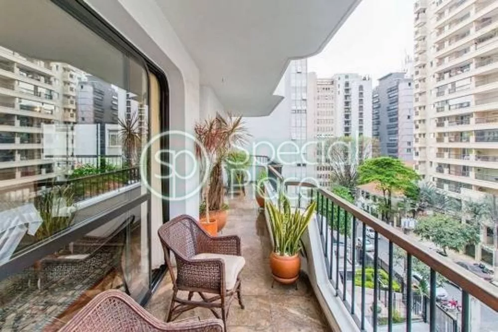 Apartamento à venda com 4 quartos, 293m² - Foto 1