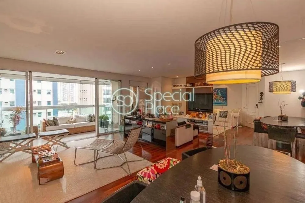 Apartamento, 3 quartos, 160 m² - Foto 2