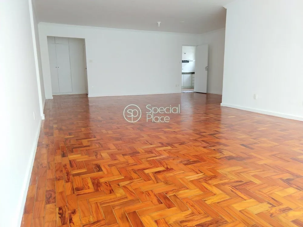 Apartamento à venda com 2 quartos, 120m² - Foto 1