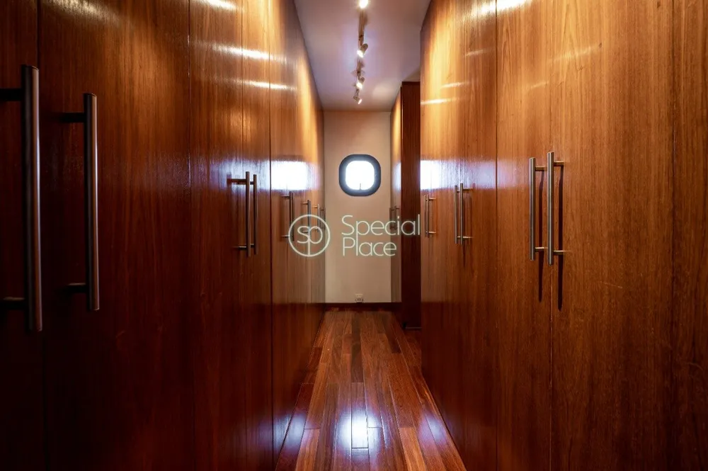 Apartamento, 3 quartos, 377 m² - Foto 1