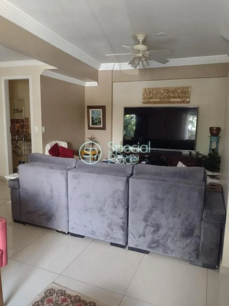 Apartamento, 3 quartos, 130 m² - Foto 3