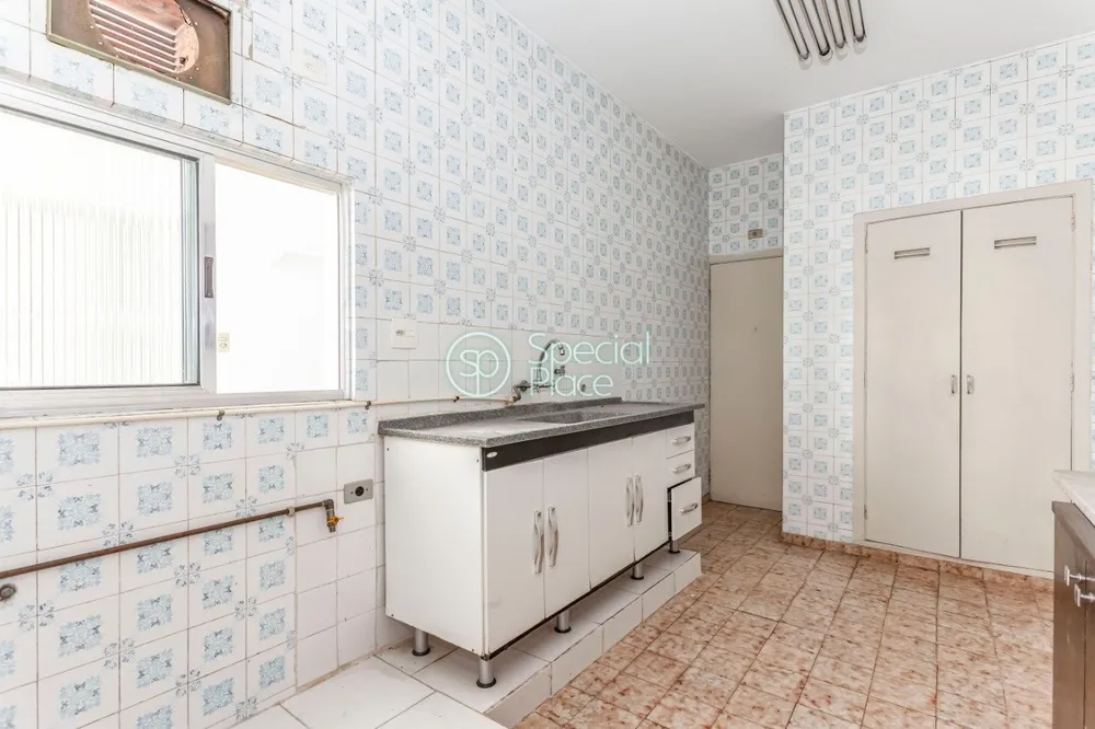 Apartamento, 3 quartos, 225 m² - Foto 2