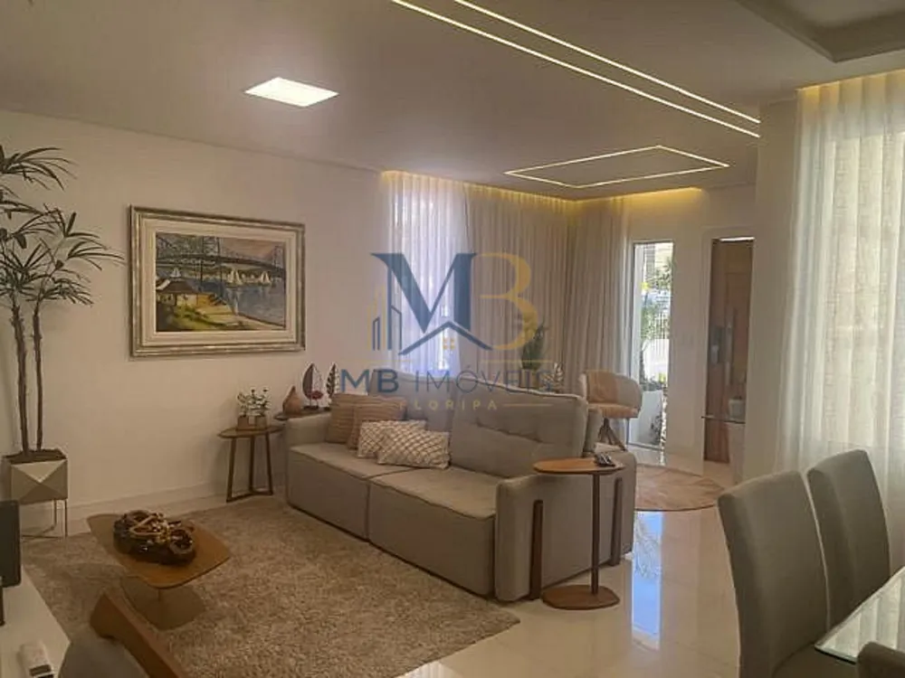 Casa, 3 quartos, 240 m² - Foto 2