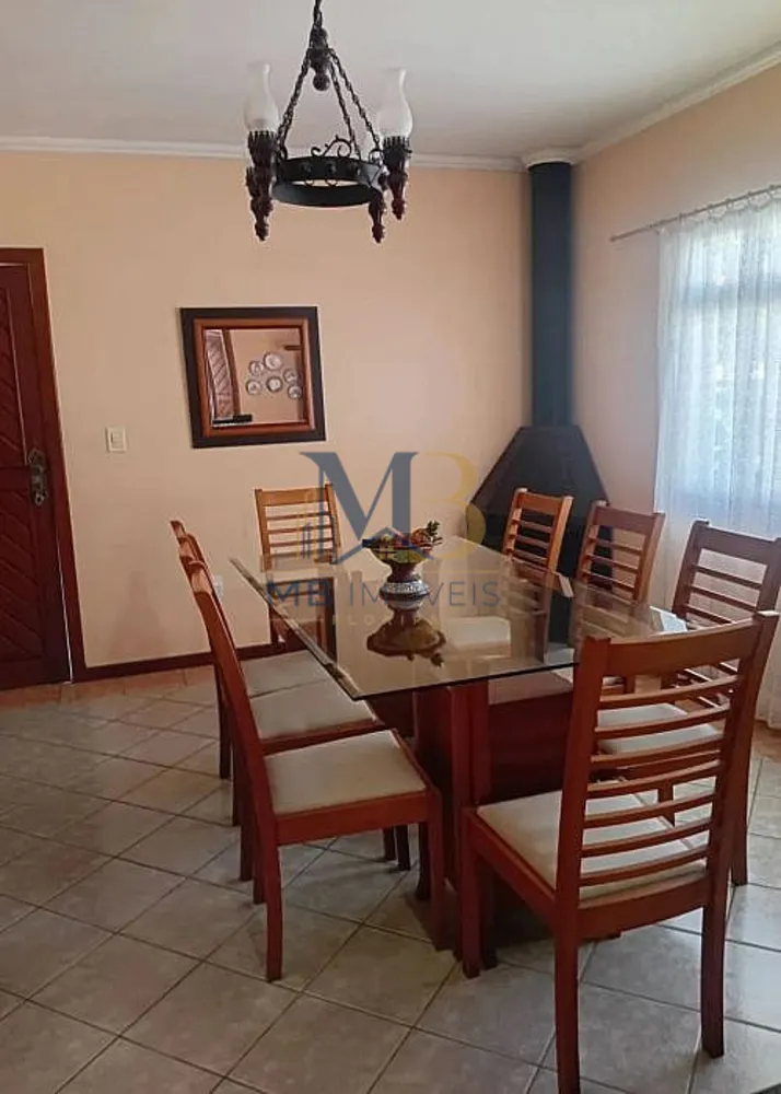 Casa, 4 quartos, 360 m² - Foto 1