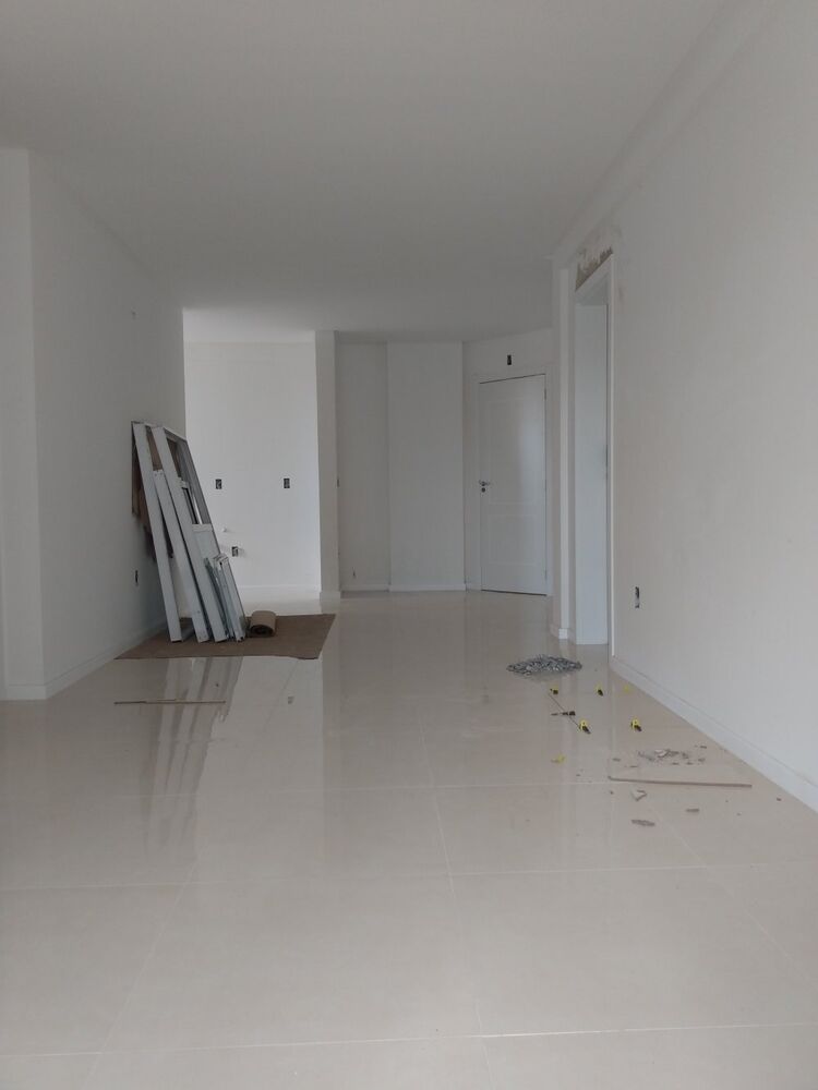 Apartamento à venda com 2 quartos, 64m² - Foto 33