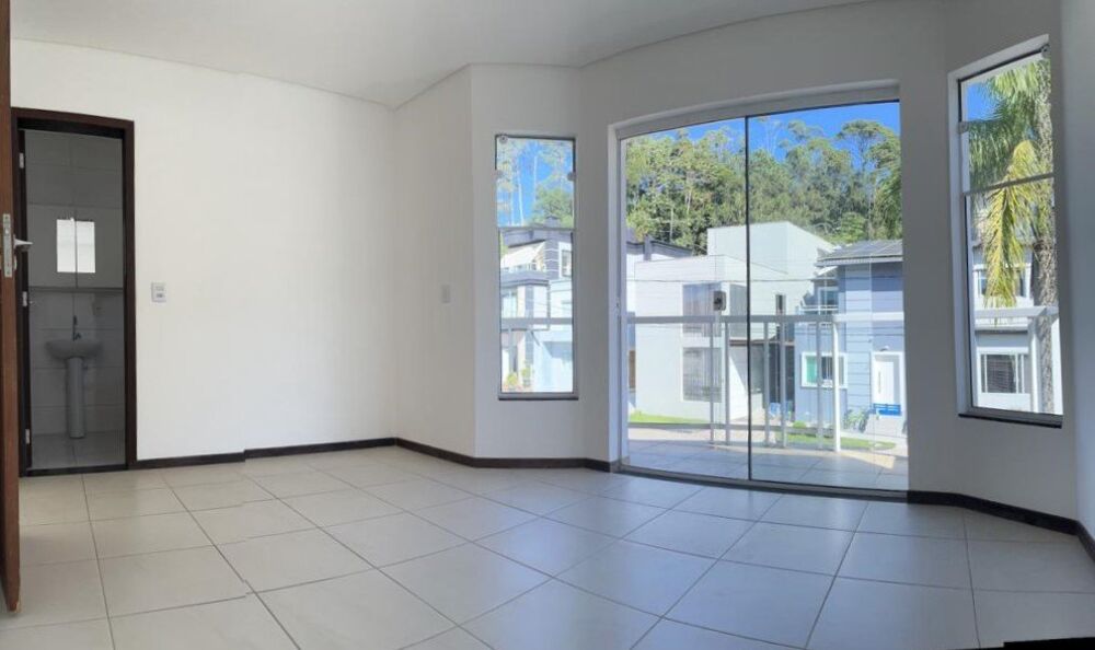 Sobrado à venda com 2 quartos, 118m² - Foto 3