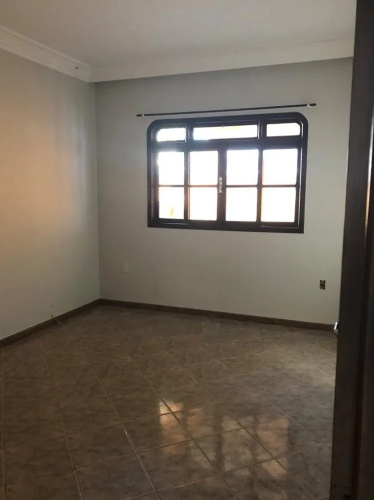 Casa, 3 quartos, 336 m² - Foto 3
