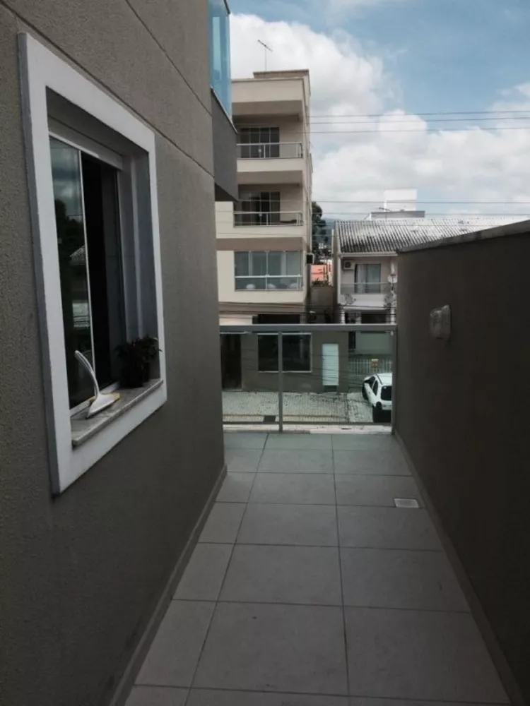 Apartamento à venda com 2 quartos, 76m² - Foto 4