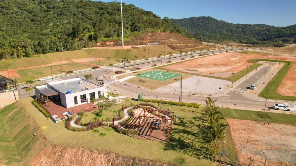 Terreno, 90 hectares - Foto 1