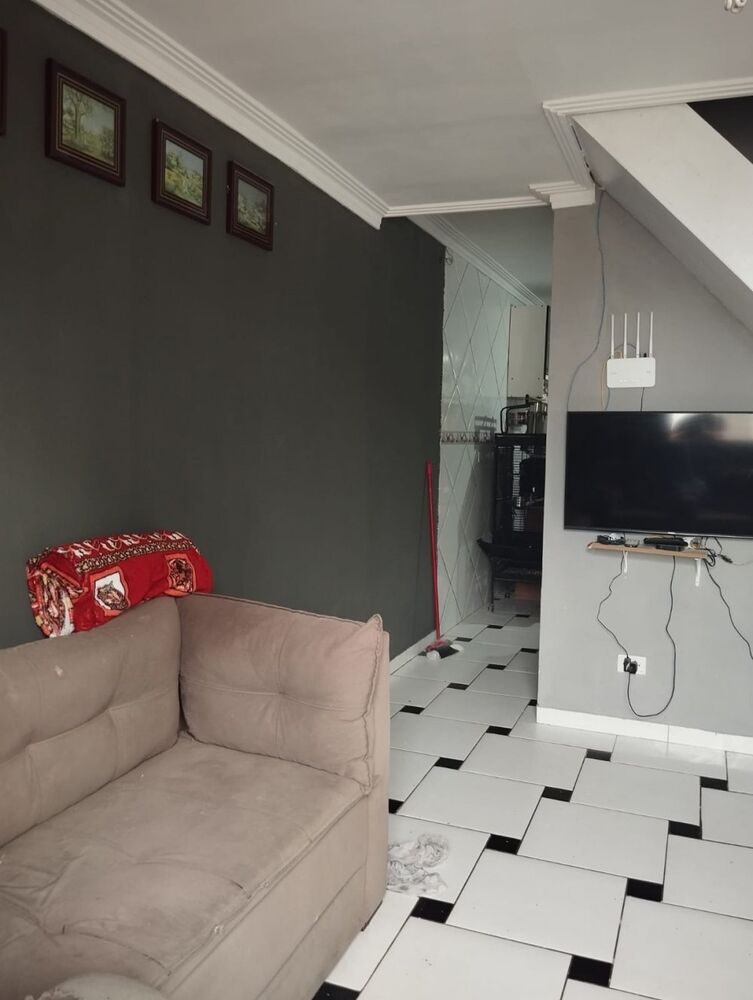 Casa à venda com 3 quartos, 241m² - Foto 4