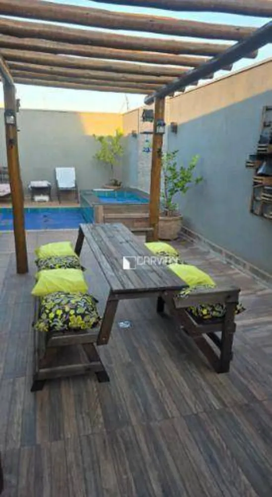 Casa, 3 quartos, 174 m² - Foto 2