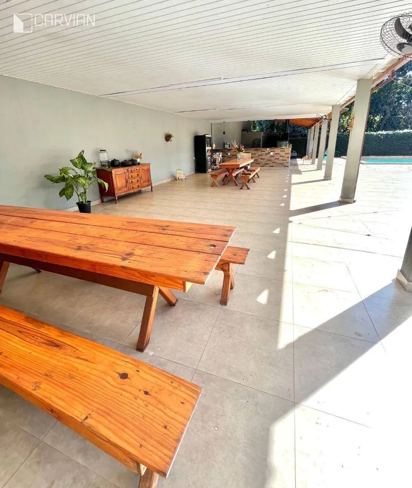 Chácara, 5 quartos, 5000 m² - Foto 2