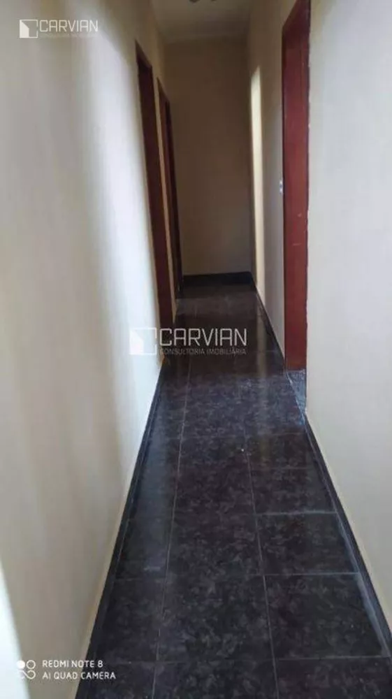 Casa à venda com 2 quartos, 107m² - Foto 2