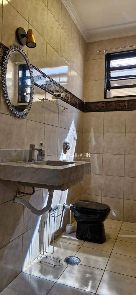 Casa, 4 quartos, 249 m² - Foto 1