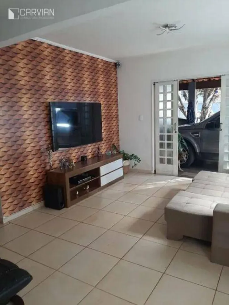 Casa, 4 quartos, 200 m² - Foto 2