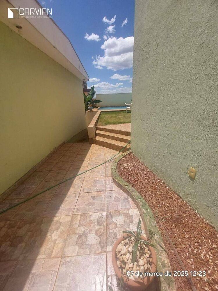 Casa, 3 quartos, 302 m² - Foto 19