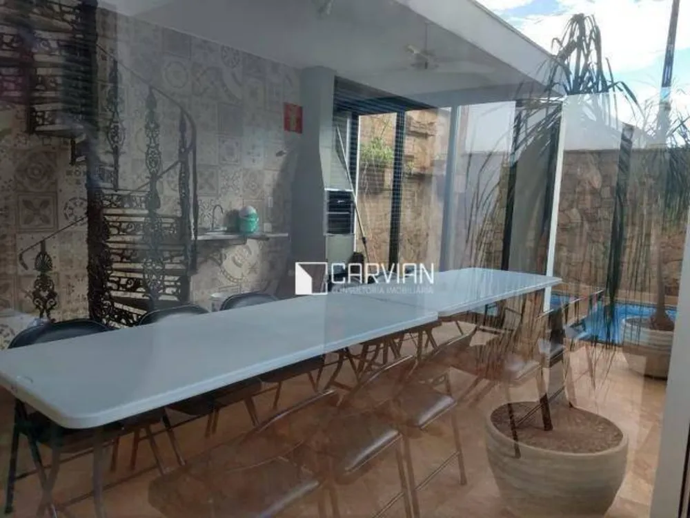 Casa, 5 quartos, 252 m² - Foto 2