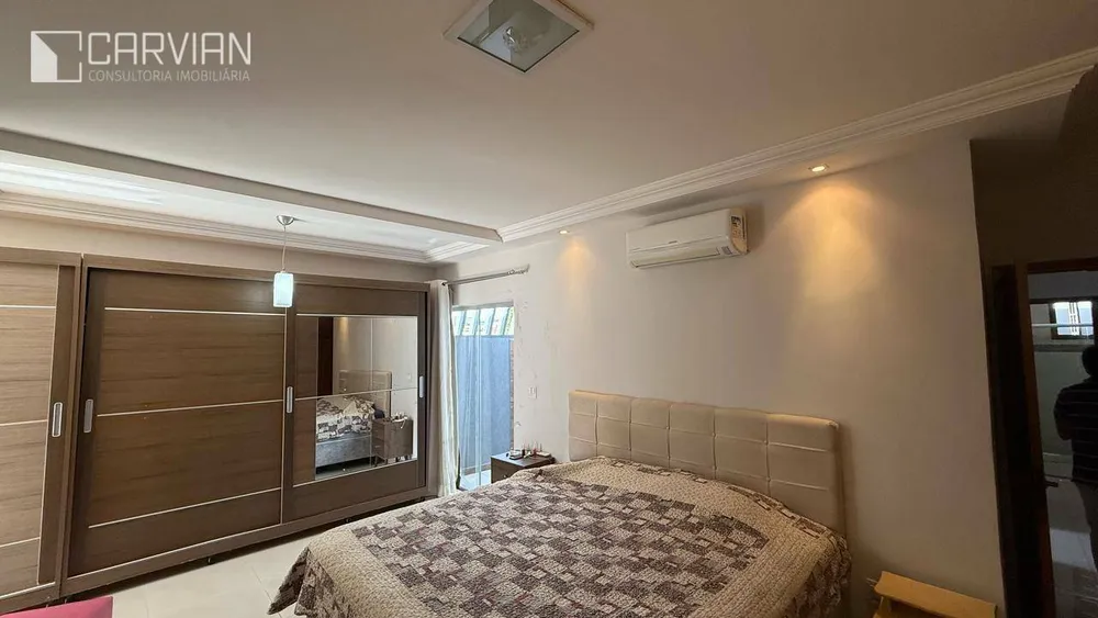 Casa, 3 quartos, 325 m² - Foto 2