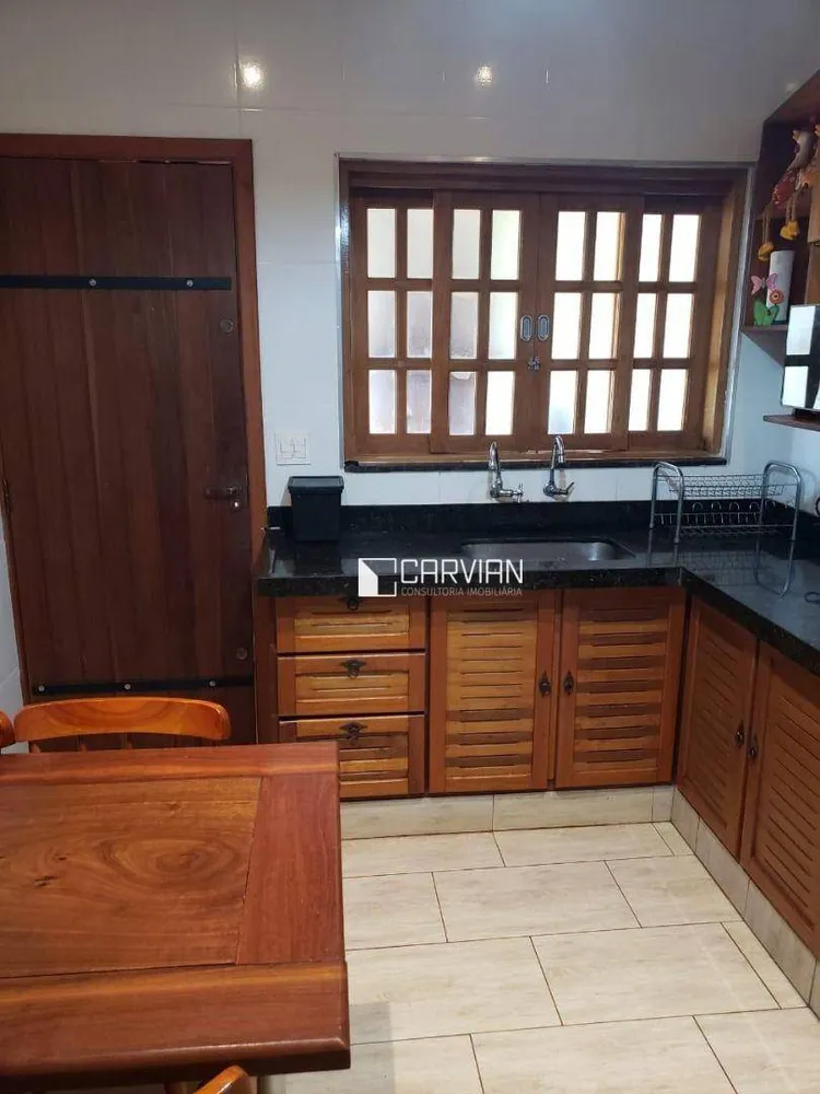 Casa, 3 quartos, 226 m² - Foto 4