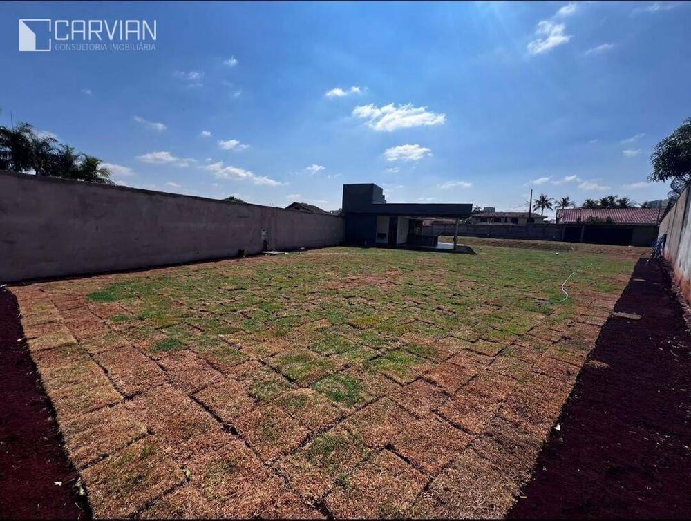 Casa à venda com 1 quarto, 120m² - Foto 1