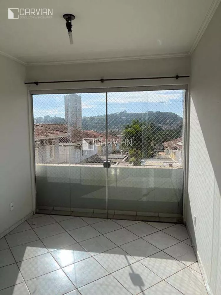 Apartamento à venda com 2 quartos, 59m² - Foto 2