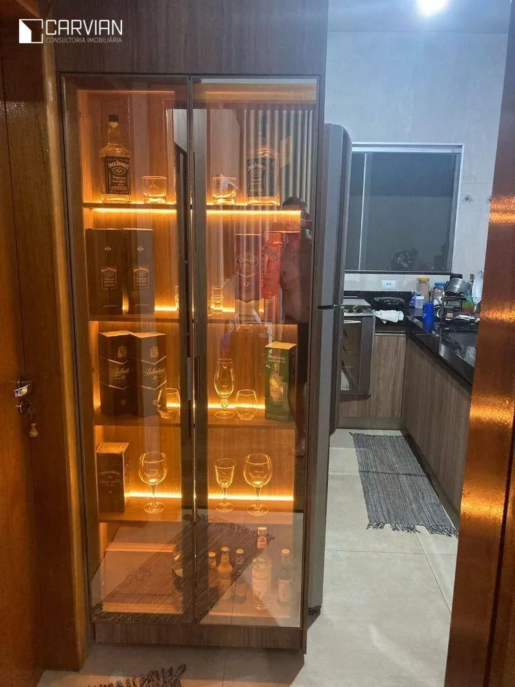 Casa, 3 quartos, 223 m² - Foto 4