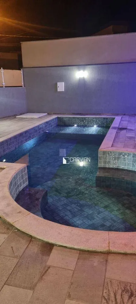 Sobrado, 3 quartos, 255 m² - Foto 2