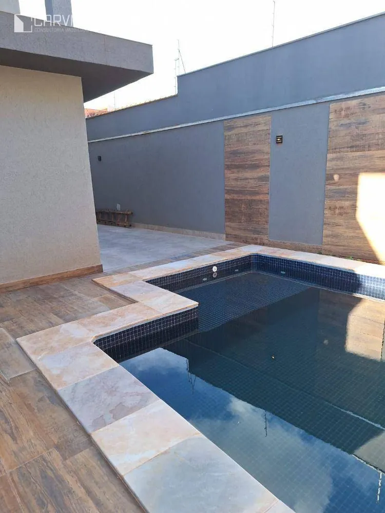 Casa, 4 quartos, 260 m² - Foto 1
