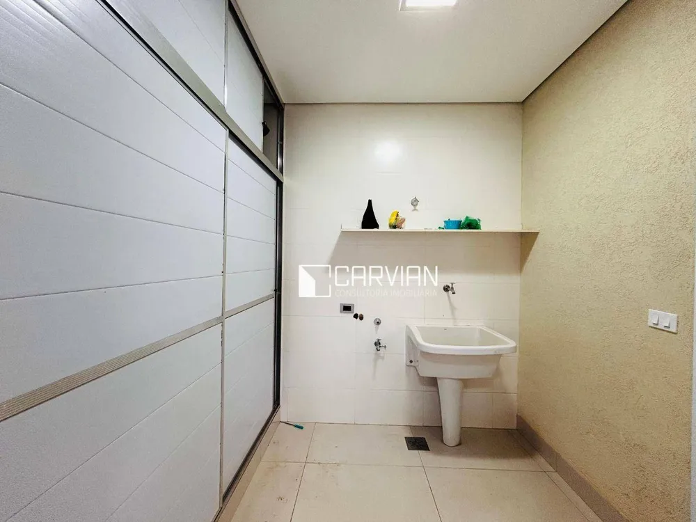 Sobrado, 3 quartos, 255 m² - Foto 1
