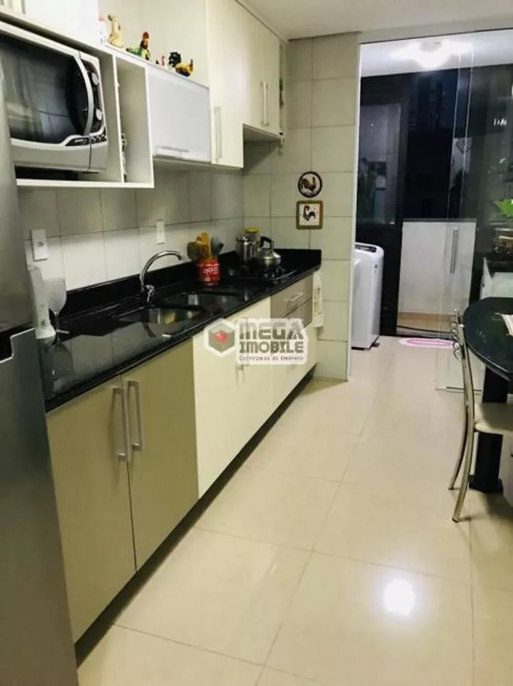 Apartamento à venda com 2 quartos, 113m² - Foto 2