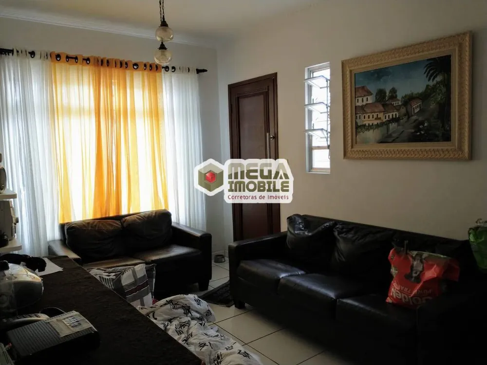 Casa, 6 quartos, 150 m² - Foto 1