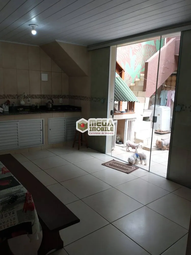 Casa, 6 quartos, 150 m² - Foto 10