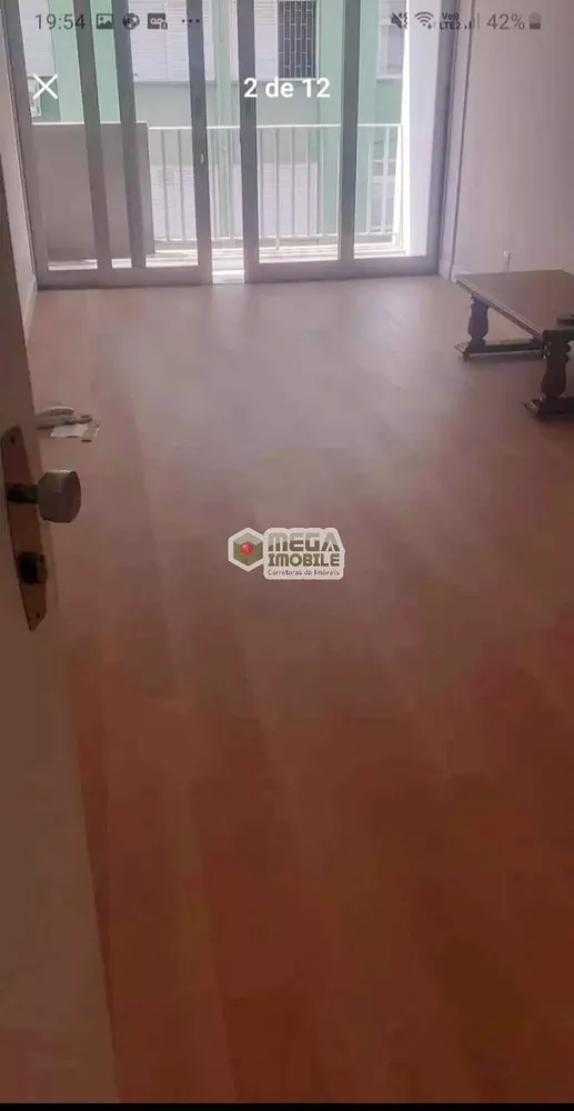 Apartamento à venda com 2 quartos, 92m² - Foto 3