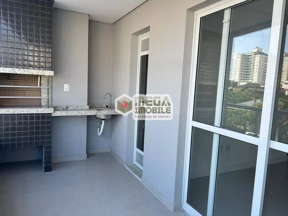 Apartamento à venda com 2 quartos, 70m² - Foto 4