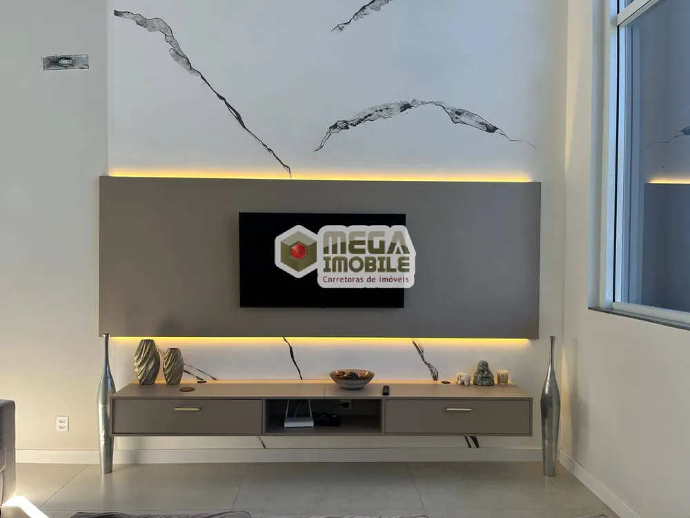 Casa, 4 quartos, 360 m² - Foto 1
