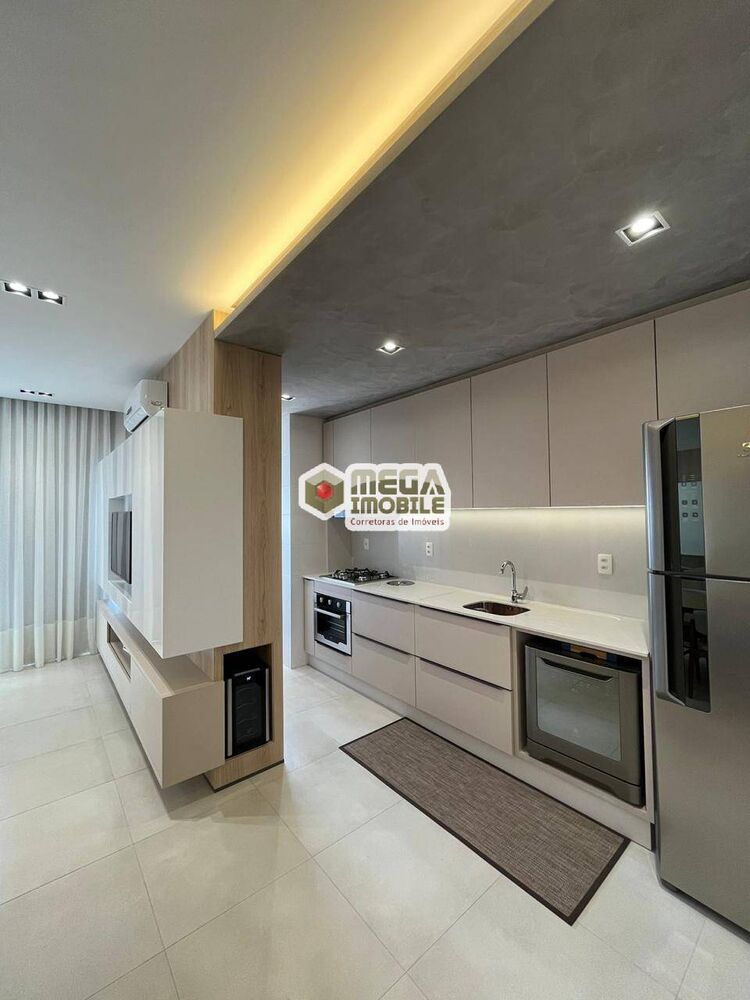 Apartamento à venda com 2 quartos, 69m² - Foto 1