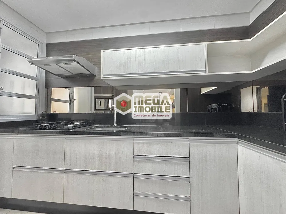Apartamento, 2 quartos, 132 m² - Foto 4