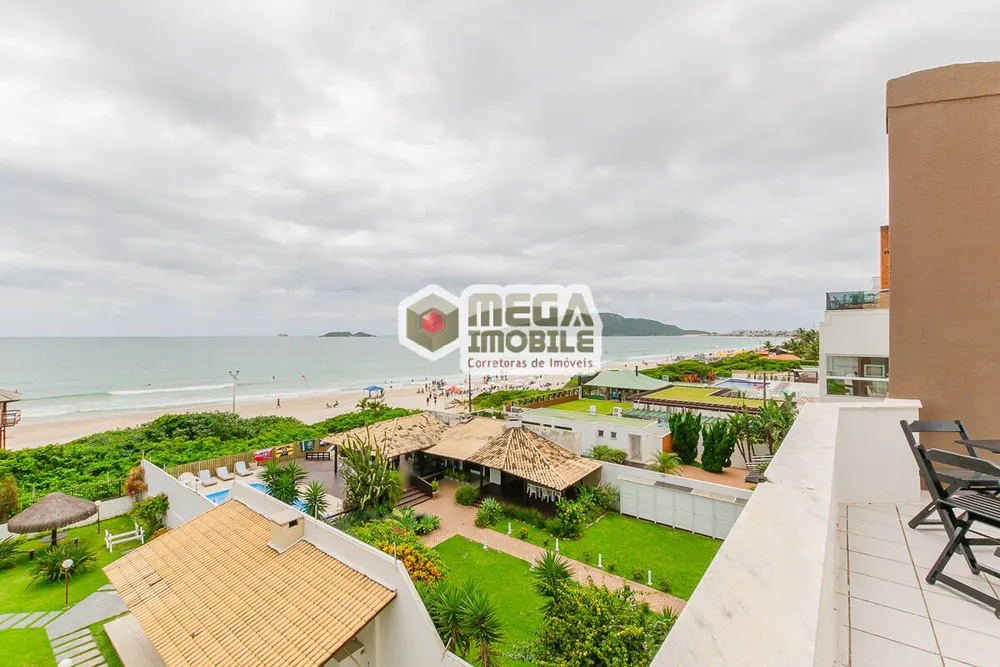 Cobertura, 3 quartos, 225 m² - Foto 1