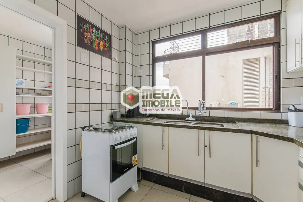 Cobertura, 3 quartos, 225 m² - Foto 3